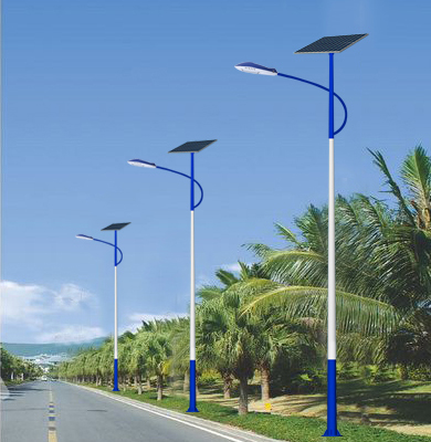 曲松太阳能路灯.jpg