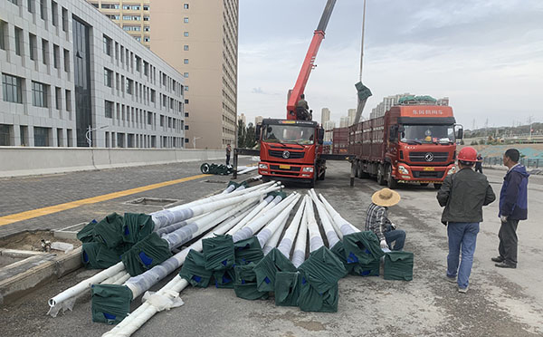 曲松太阳能路灯在严寒地区的应用与耐寒配置