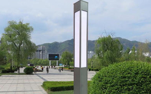 曲松景观灯在现代城市与社区建设中的作用与价值解析