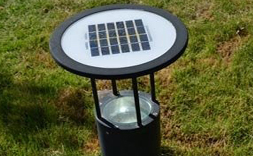 别墅庭院氛围营造:曲松草坪灯选型与布光技巧 别墅庭院氛围营造:曲松草坪灯选型与布光技巧