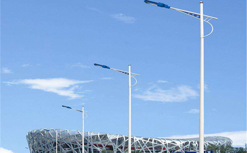 曲松LED路灯怎么选？众城照明解析高效节能新趋势